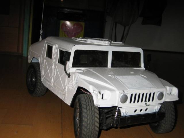 Hummer von vorne
