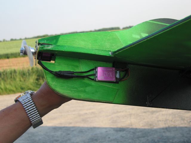 Detail: Motor-Stecker-Regler